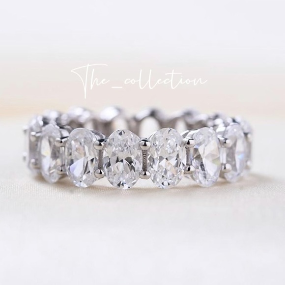 ETERNITY OVAL CUT WEDDING BAND IN STERLING SILVER - Picture 4 of 4